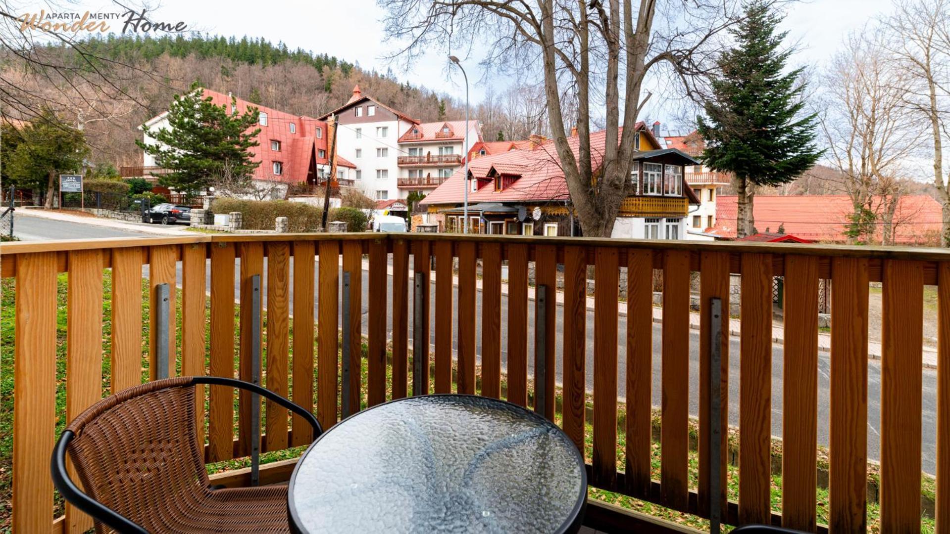 Wonder Home - Apartamenty Polozone Blisko Deptaka, Licznych Restauracji I Sklepow Karpacz Exteriör bild